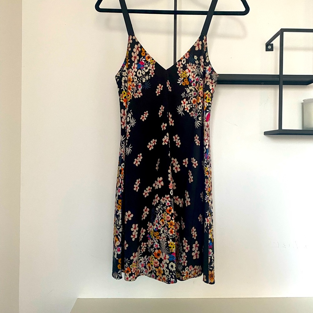 Zara Floral Mini Swing Dress Size Medium